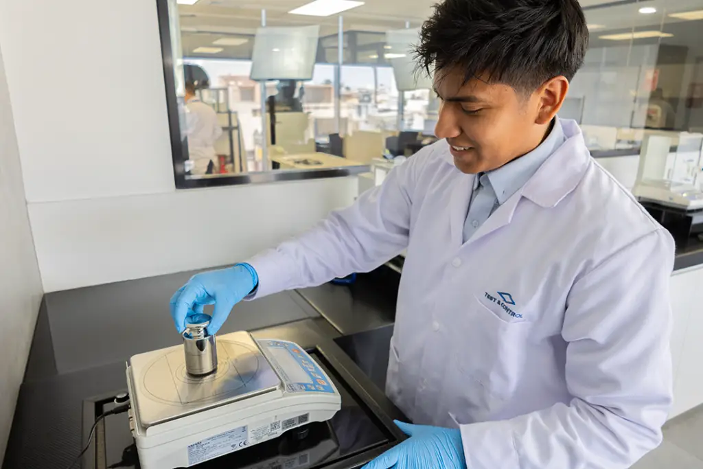 Calibración de balanzas analíticas, Laboratorio de Masa Test & Control